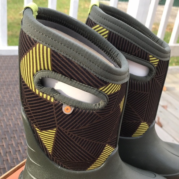 Bogs Insulated Waterproof Boots, Toddler 10, 11, Neo Classic Big Geo, Boys - Picture 9 of 15